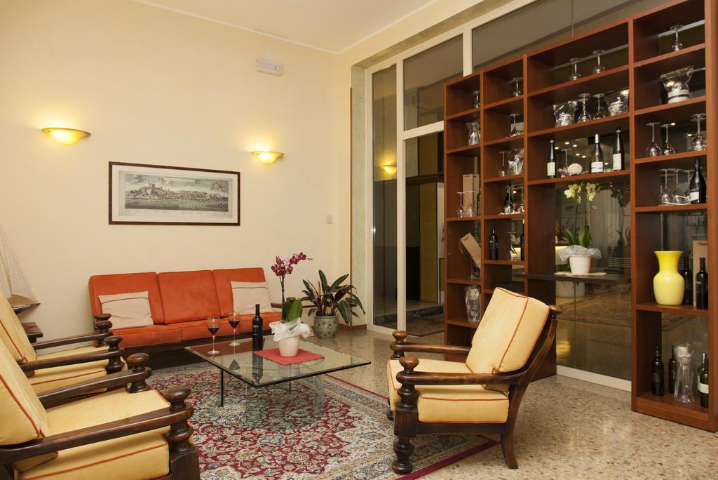 Hotel Janeiro Frontemare