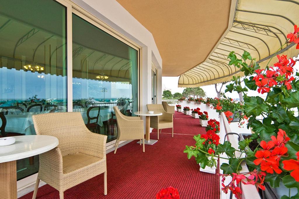 Janeiro Frontemare 3*