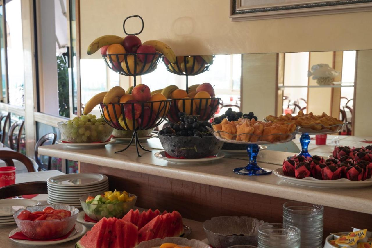 Janeiro Frontemare Hotel 3*